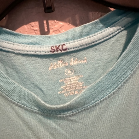 Orange Beach, AL T Shirt w whale - Size S - Picture 4 of 7